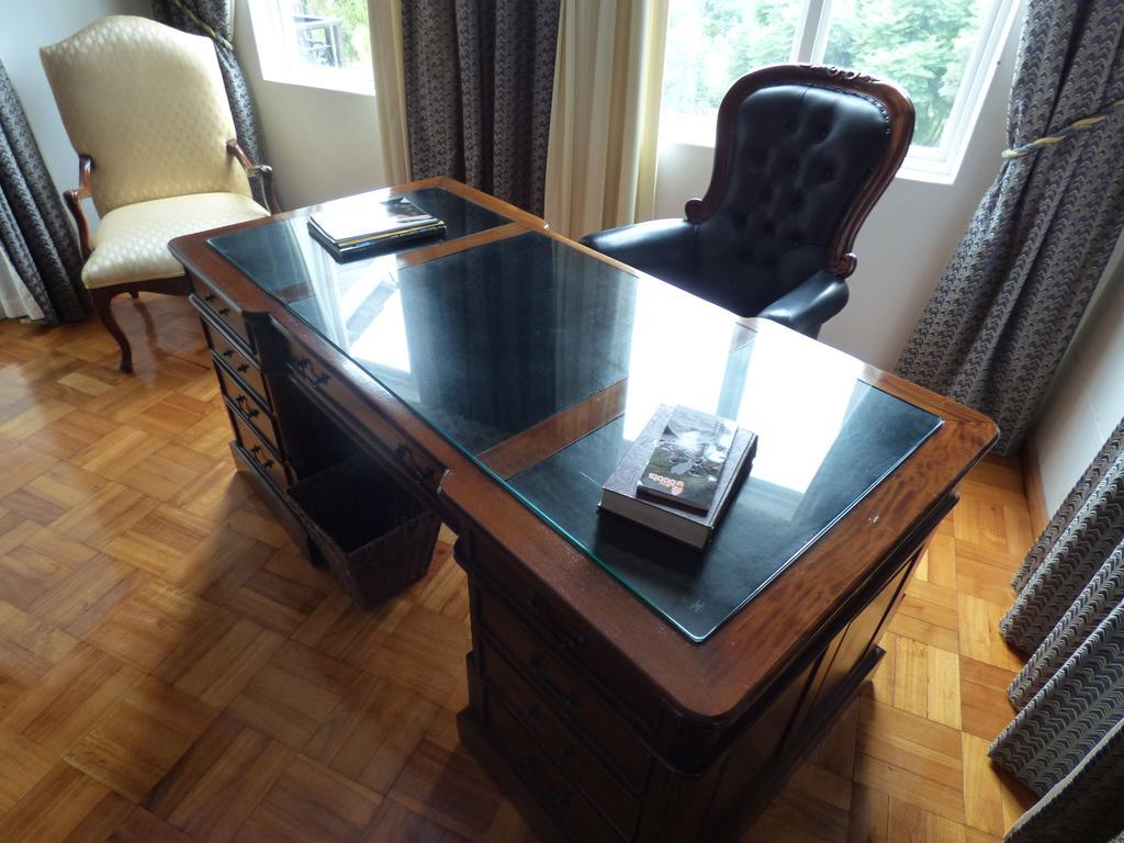 Capital House Boutique Hotel Претория Екстериор снимка