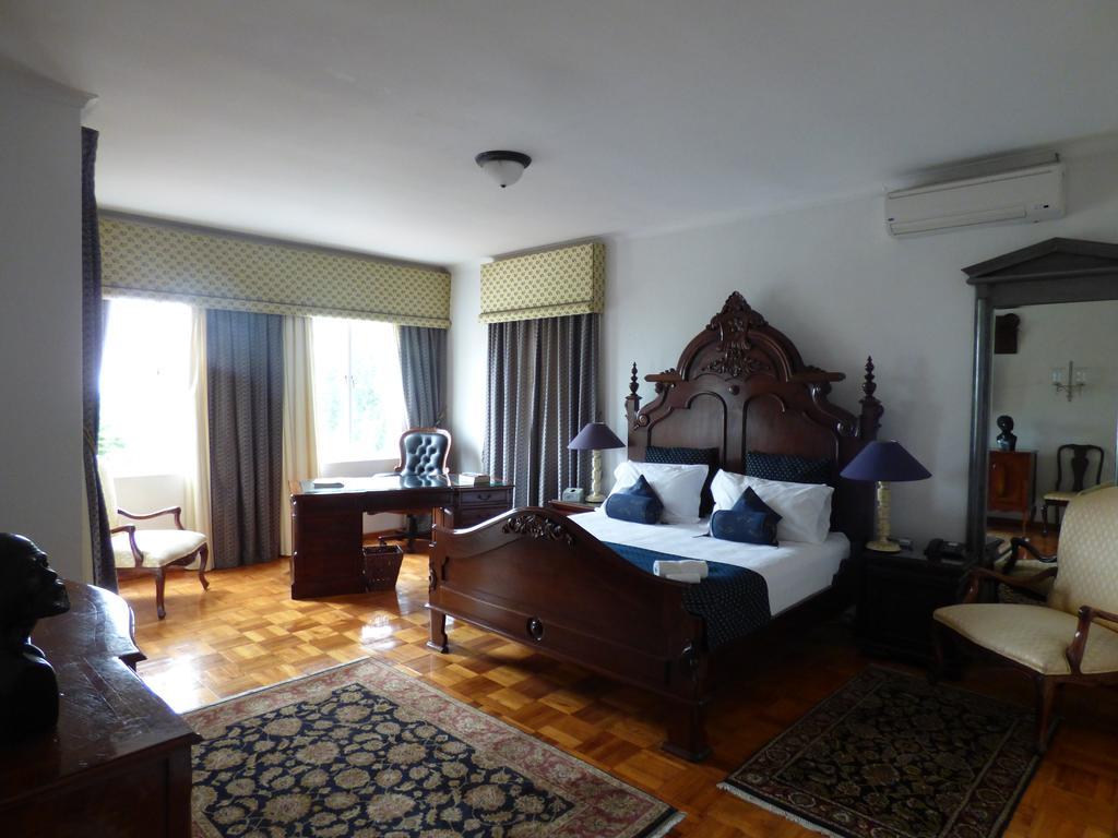 Capital House Boutique Hotel Претория Екстериор снимка