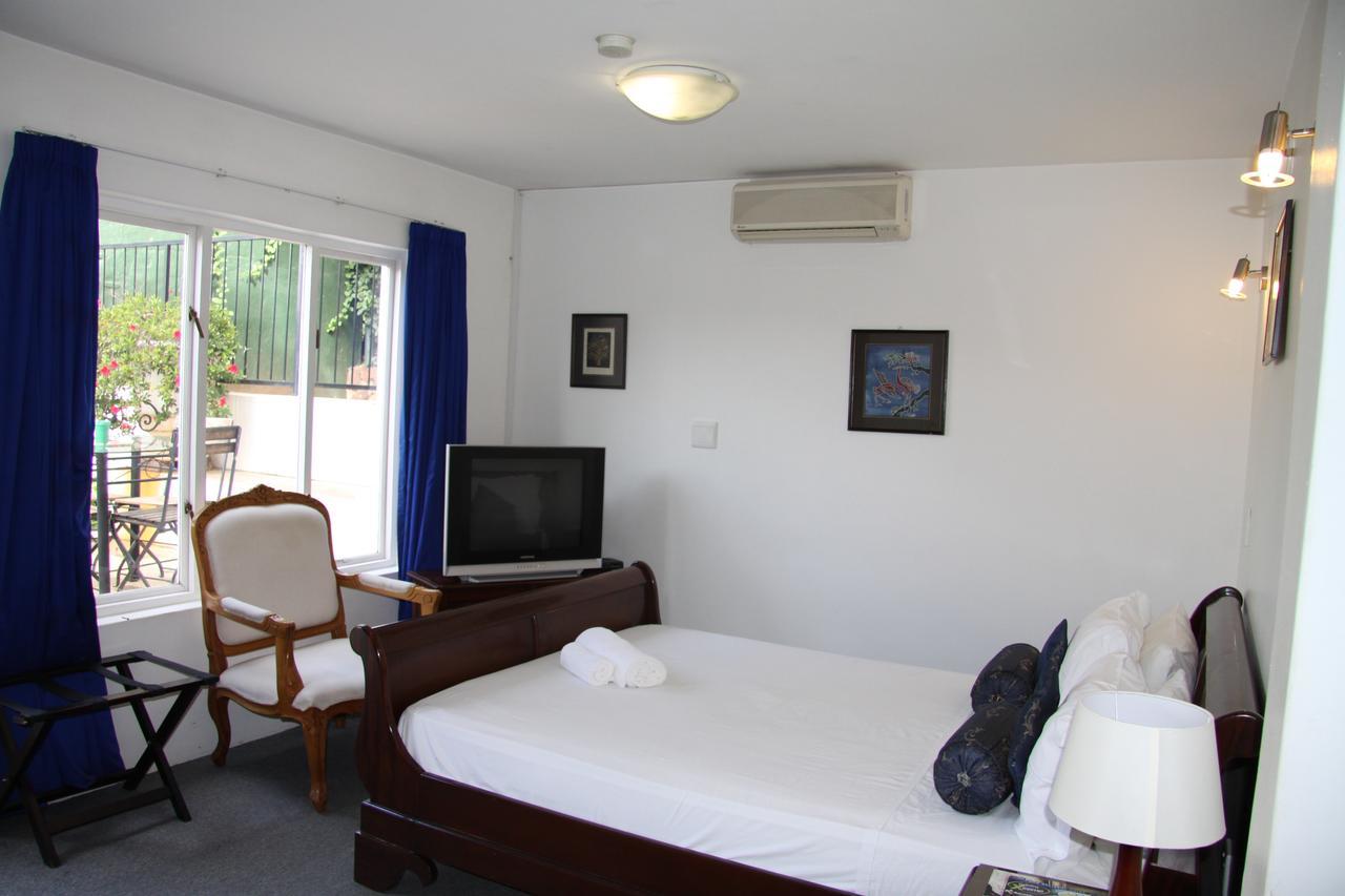 Capital House Boutique Hotel Претория Екстериор снимка