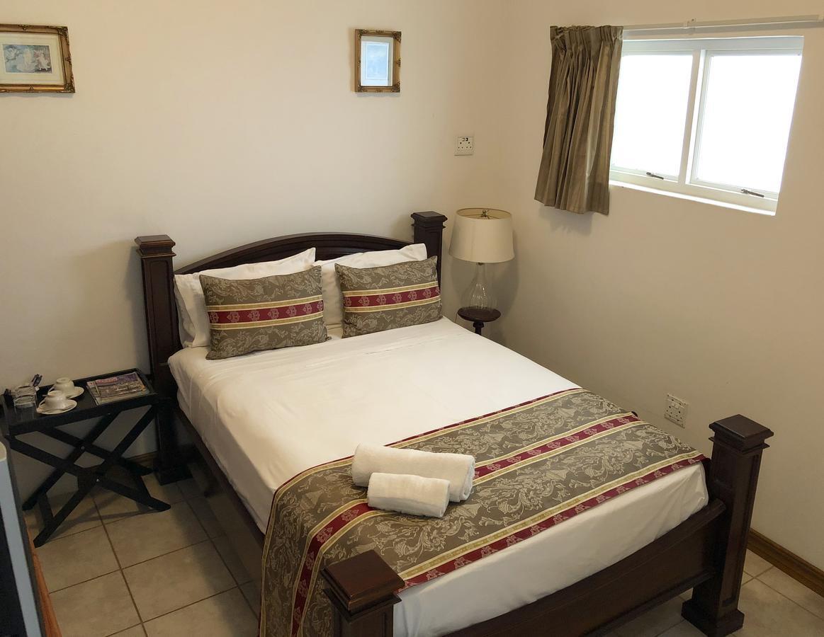 Capital House Boutique Hotel Претория Екстериор снимка