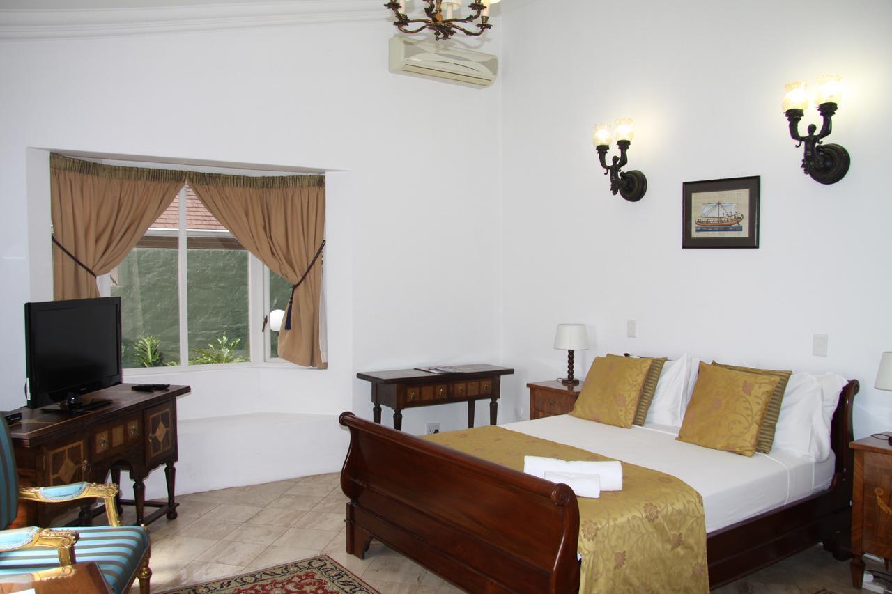 Capital House Boutique Hotel Претория Екстериор снимка