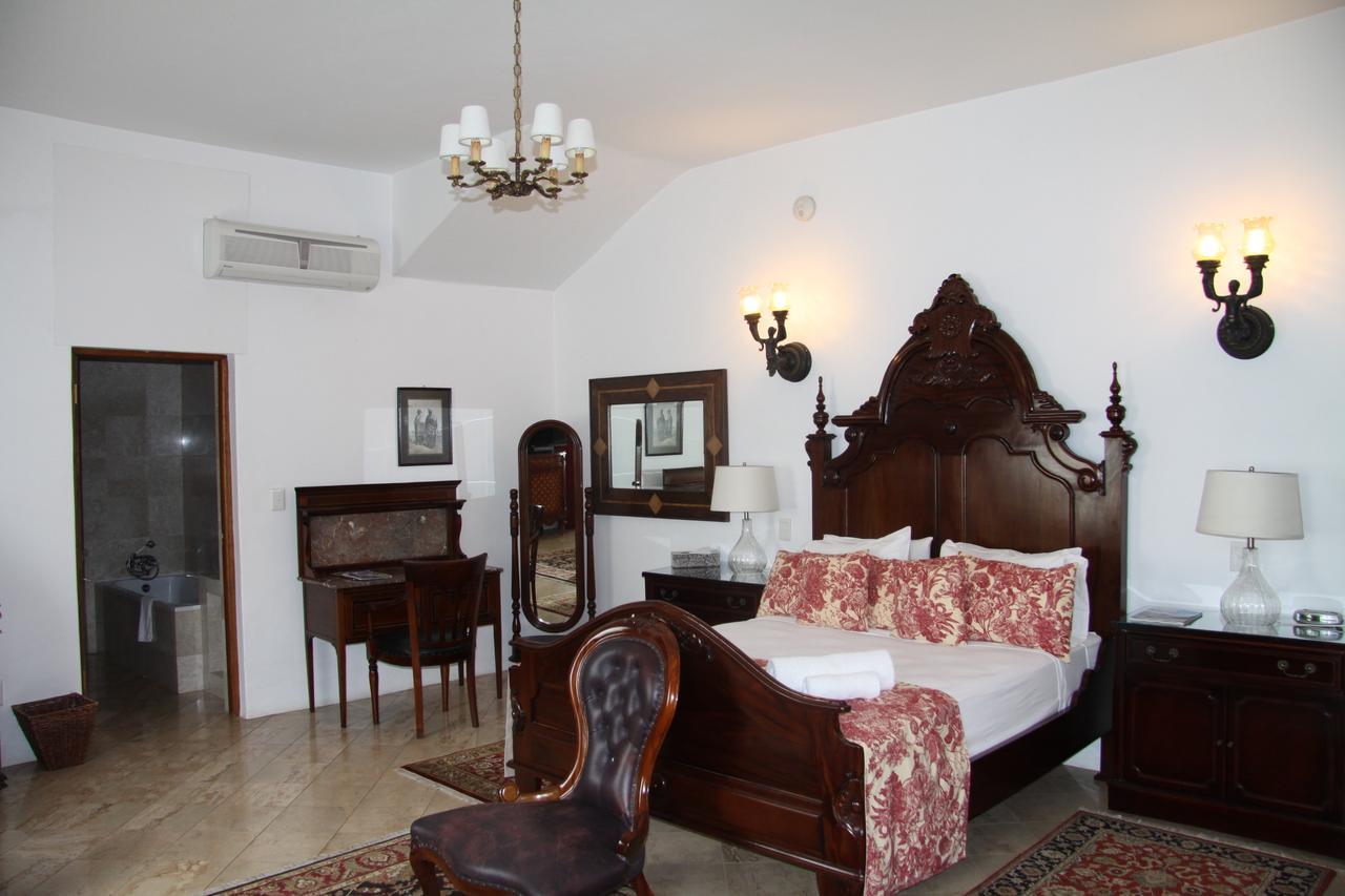 Capital House Boutique Hotel Претория Екстериор снимка