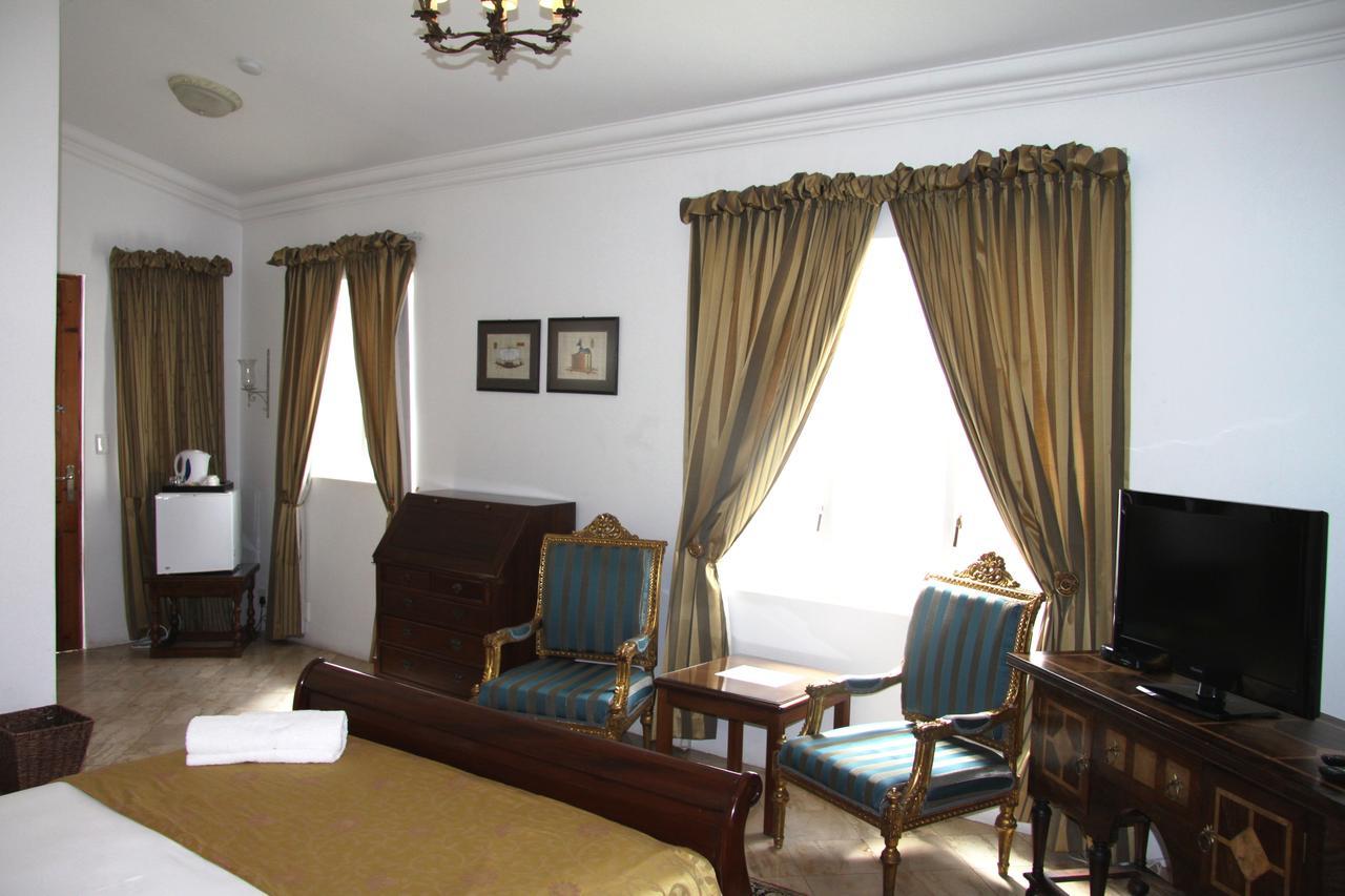 Capital House Boutique Hotel Претория Екстериор снимка