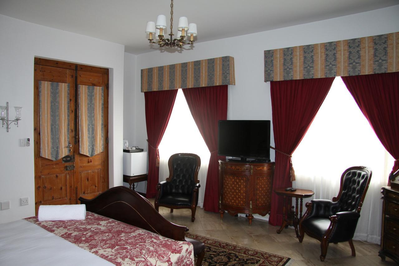 Capital House Boutique Hotel Претория Екстериор снимка