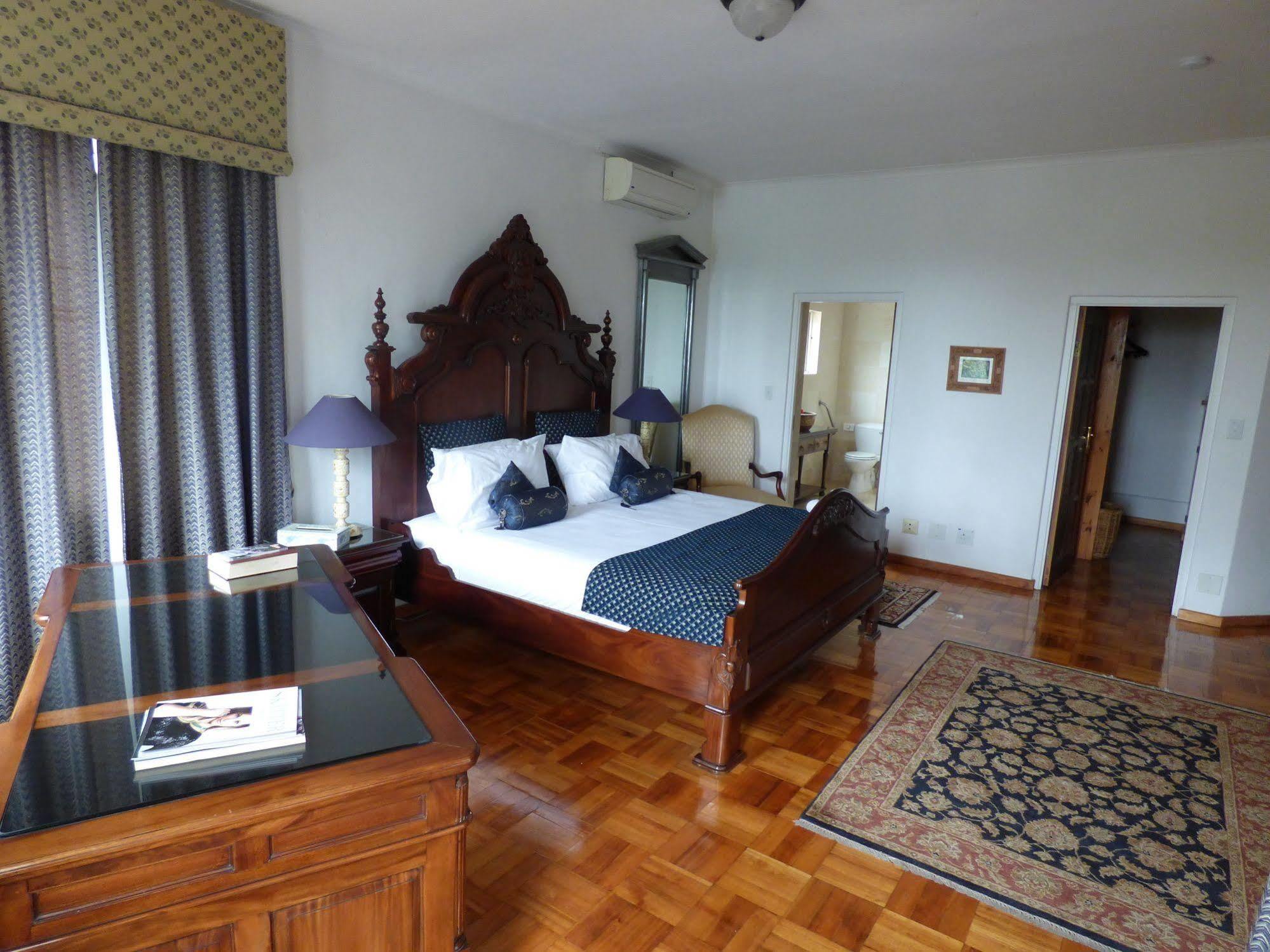 Capital House Boutique Hotel Претория Екстериор снимка