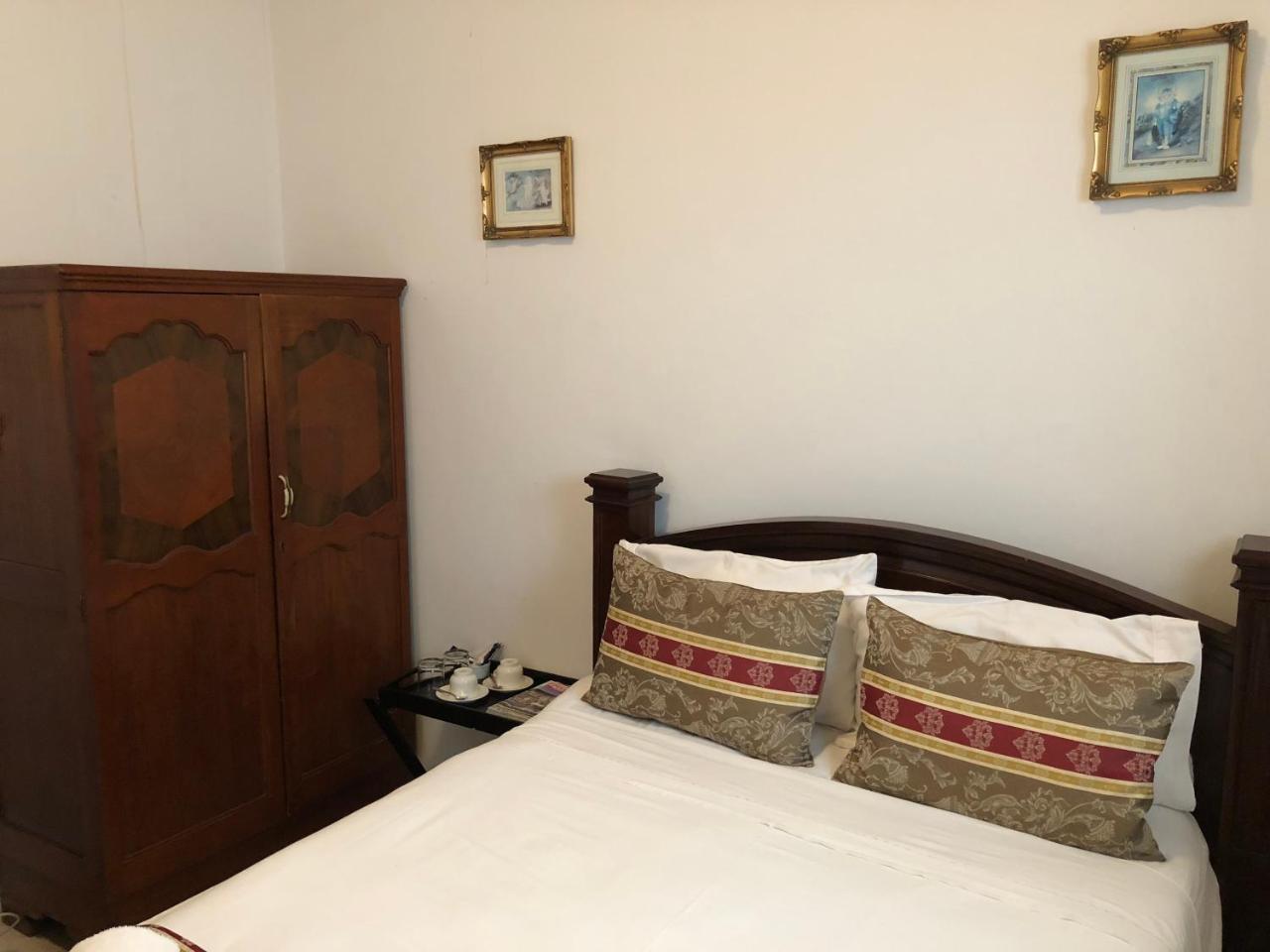 Capital House Boutique Hotel Претория Екстериор снимка